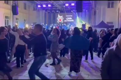 A Carmiano la «Madonna Nostra» accende l'Immacolata con la Sagra della Puccia e la Taranta