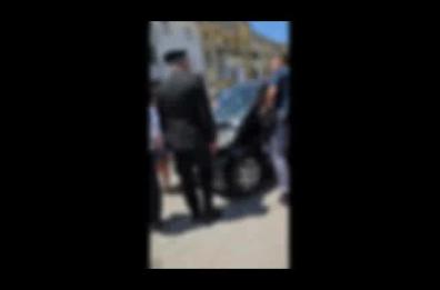 Casamassima, liberato alloggio occupato abusivamente: allontanata donna che aggredì troupe di Rete 4