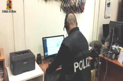 Terrorismo, materiale pro Isis
e antisemita: 2 espulsi nel Barese