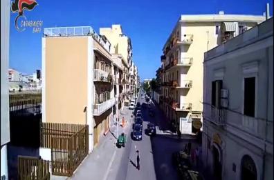 Bisceglie, in un bunker sotto la lavatrice 12 kg di droga: arrestato spacciatore