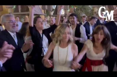 G7, Giorgia Meloni ballerina provetta: ecco mentre danza a ritmo di pizzica