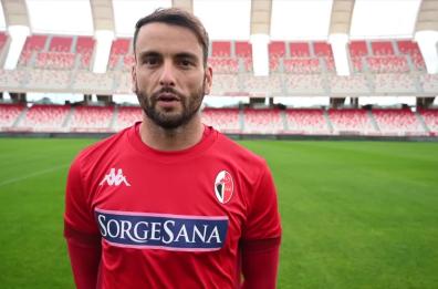 Bari calcio, videospot dei biancorossi contro violenza sulle donne