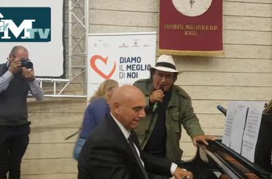 Medicina, Al Bano canta e il Rettore suona: a Bari è «Felicità»