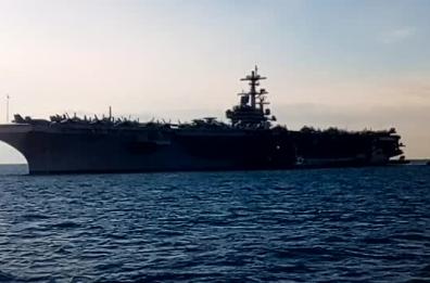A Napoli i top gun  della portaerei «Bush» dopo le operazioni in Adriatico e Jonio