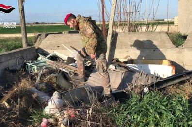 Cerignola, scoperte in campagna armi, droga e tutto il necessario per le rapine 
