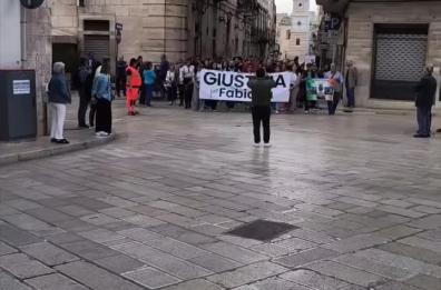A Turi si chiede giustizia per Fabiana, la soccorritrice morta un mese fa in un incidente stradale