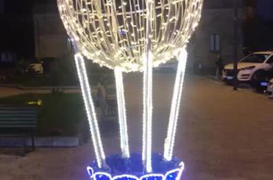 Salento, Scorrano brilla fino al 7 gennaio, illuminata dalle lucine di Natale