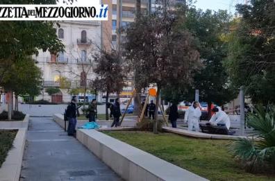Clochard trovato morto in giardini a Bari