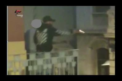 Bari, spara a rider che consegna cena a domicilio: 21enne in carcere