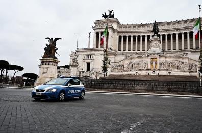#grazieanomeditutti il messaggio di Gigi Proietti rivolto ai nonni d'Italia