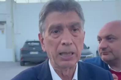 Il sindaco Cannito: &laquo;Spero anche il Bari in Serie C&raquo;. Scoppia la polemica dopo la promozione del Barletta VIDEO