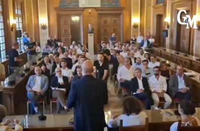 Bari, Leccese incontra i sindaci del territorio e dichiara guerra all’abbandono dei rifiuti: in arrivo intelligenza artificiale e sanzioni