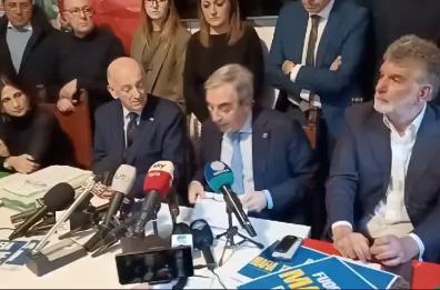 Gasparri a Bari: «La polemica di Decaro è una commedia». Sisto: «Non abbiamo chiesto lo scioglimento del Comune»