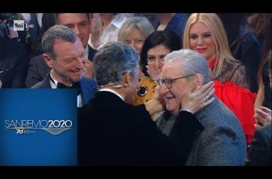 Sanremo 2020, standing ovation per Vincenzo Mollica