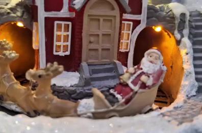 Bari, Natale alle porte e il centro della città è sold out: shopping e traffico in tilt