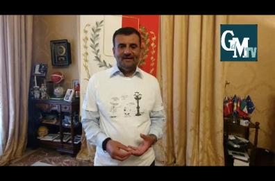 Bari, l'appello di Decaro: «Non lasciamo soli gli amici cani»