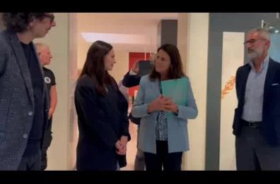 Taranto, Francesca Michielin in visita al MArTA per Musica Fluida: «C'è ancora tanta strada da fare»