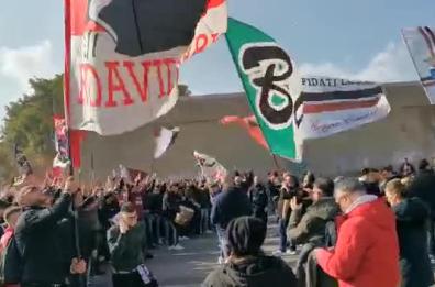 Bari,  oltre 1200 tifosi per la trasferta con la gemellata Reggina