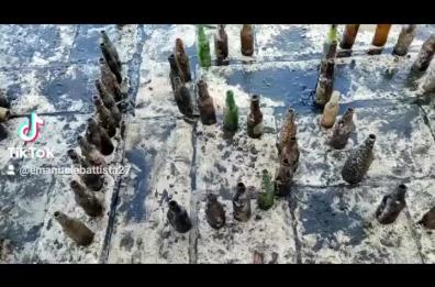 Taranto, recuperate centinaia di bottiglie di birra dai fondali del Mar Piccolo