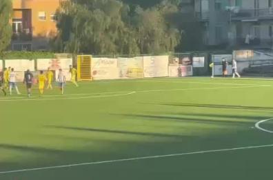 Virtus Bisceglie, il portiere Musacco salva la squadra dai playout con una rovesciata e va a segno