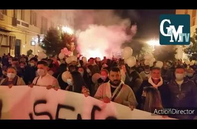 Foggia, manifestazione contro Dpcm e chiusure locali