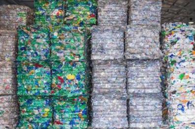 Potenza, boom  di riciclo e recupero di imballaggi in plastica 