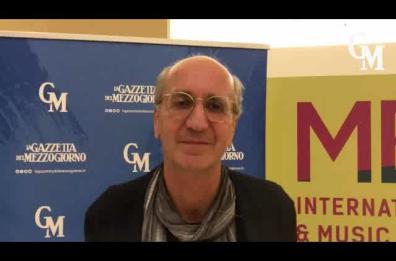 Medimex, Luca De Gennaro presenta il suo «POP Life»: «Oggi non si parla più di "decenni" della musica»