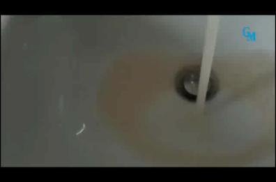 Roseto Valfortore, il comune è pieno di sorgenti, ma dai rubinetti esce acqua sporca. Aqp rassicura: «Acqua di buona qualità»