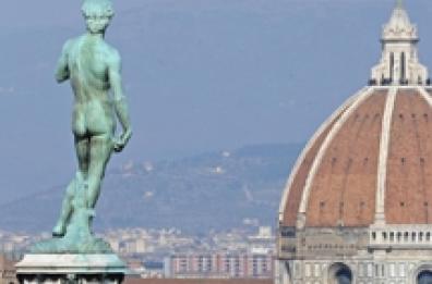 A spasso fra Ponte Vecchio Mercato centrale e Palazzo Pitti sulle strade di Firenze