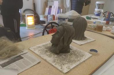 Matera al lavoro per costruire il Carro della Madonna della Bruna