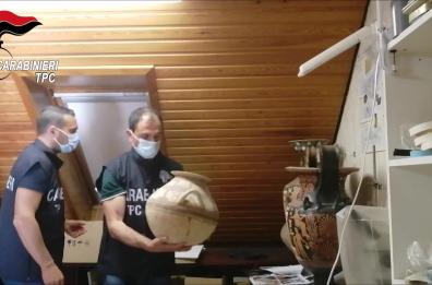 Bari, torna a casa il tesoro archeologico finito in Belgio VIDEO 