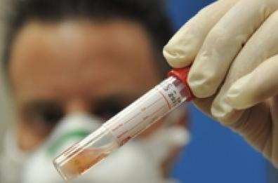 Coronavirus in Italia,  crollano i nuovi contagi (+880), mai così pochi dal mese di marzo