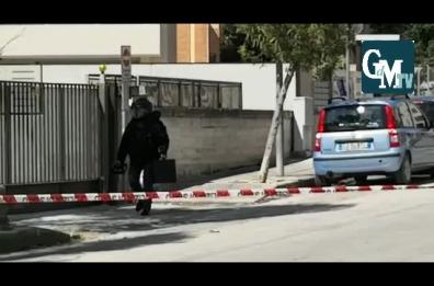 Paura a Matera per una valigia abbandonata per strada: intervenuti artificieri