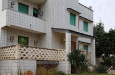 Donna uccisa a Palese
Il fermato: io non c'entro
