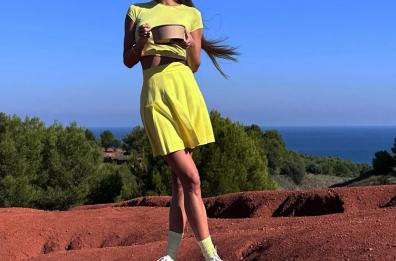 Belen alla cava di bauxite di Otranto, ai fans dice: «Giornata incredibile»