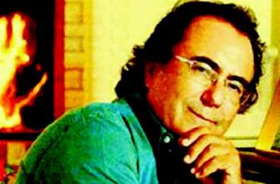 Cacciatore uccide airone 
nel laghetto di Al Bano