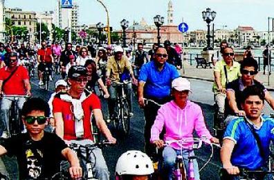 Bari, la città a pedali 
a misura di bambino