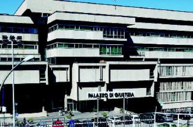 Le industrie post sisma Cibar
un sogno finito in cella