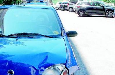 Accusato di danni a un'auto 
Ma lui era alle Maldive