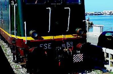 Pronta a rinascere l'antica 
ferrovia con vista sul mare