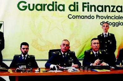Trattativa tra pusher e cliente
«Il rischio mio lo vuoi mettere?»
