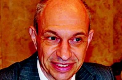 Aqp, «De Sanctis non poteva diventare 
vicepresidente, a.d.,direttore generale»