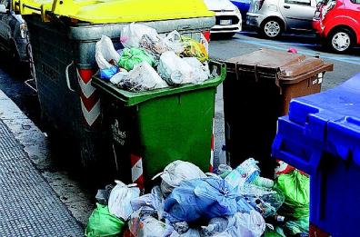 Lecce: rifiuti, annullato l’appalto aggiudicato a Ecotecnica-Axa 
