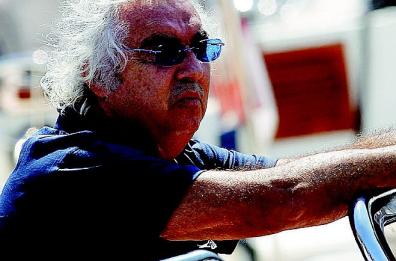 Gallipoli, turismo di lusso: Briatore torna all'attacco «Non cacciate gli yacht»
