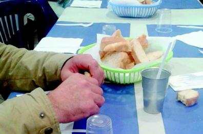 Carapelle, spesa gratis ai bisognosi