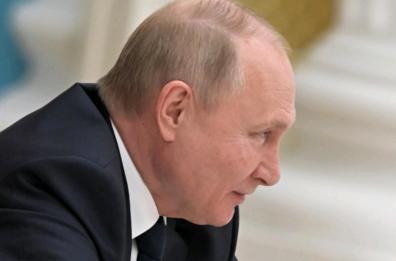 Quella realtà parallela in cui vive lo zar Putin