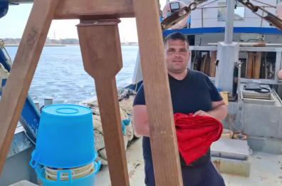 San Nicola, «Un'emozione grandissima trasportare il quadro del Santo per mare»