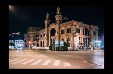 «Bari, madre silenziosa»:  i musicisti suonano con le immagini della città deserta
