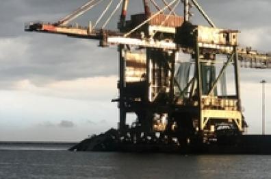 Taranto, premiati con 500 euro da ArcelorMittal per non aver scioperato