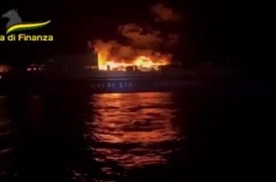 Incendio traghetto Grecia-Italia, sale a sei il numero delle vittime
